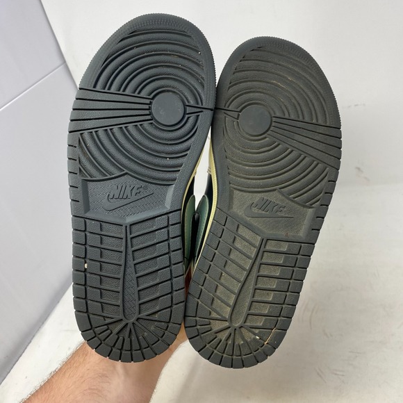 Nike Air Jordan 1 Low Jade Smoke Gray Athletic Sneakers DC0774-001 Womens Size 8 - Picture 10 of 10